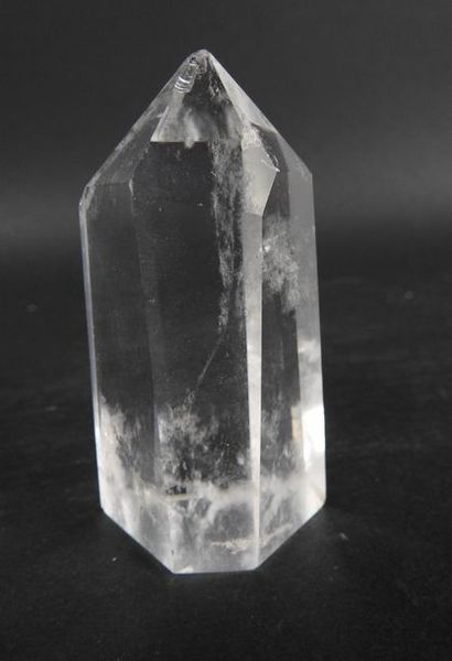 null Cristal refacetté de quartz.

Réputé source d’énergie bénéfique.En l’état ,...