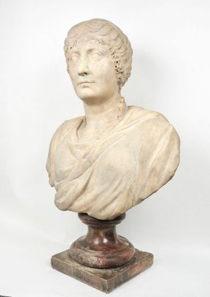 null Beau et important portrait d'Agrippine l'Ancienne.14 av J.C.-33 ap J.C.Elle...