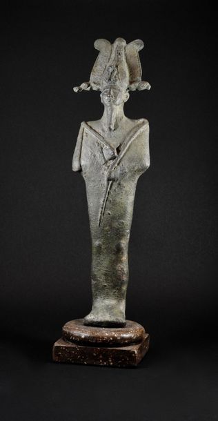 null Grand Dieu Osiris tenant ses attributs.Bronze.Basse Epoque.665-332av J.C.
H:...