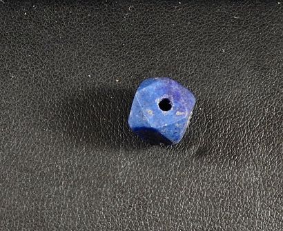 Dodécaèdre.Symbole du Savoir .Lapis lazuli...