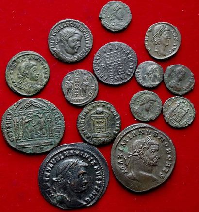 null Rome. Lot de 14 monnaies 4e s. : 3 grands Folles (Maxence, Max.Hercule(2ex.)),...