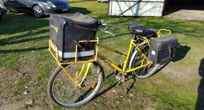 null Lot de 4 vélos : vélos jaunes de la poste avec sacoche avant et arrières