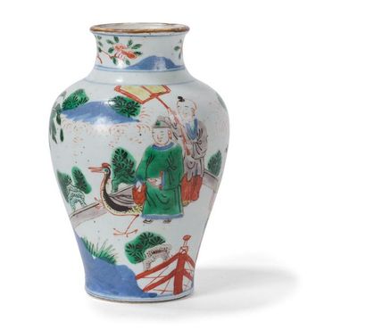null Vase en porcelaine Wucai
Chine, XVIIème siècle ou postérieur
De forme balustre,...