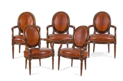 null SUITE OF SIX FALLS IN Dyed
Beech with a medallion backrest in cabriolet, resting...