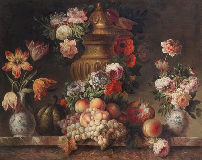 null ATTRIBUE A CLAUDE HUILLIOT (1632-1702)
Bouquets de fleurs dans des vases en...