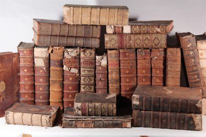 null VARIA RELIURES XVIe à XVIIIe
Réunion de nombreux volumes in-4 et in folio d'ouvrages...