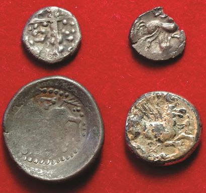 null Gaule. 4 monnaies : Vindelici drachme, Celtes du Danube tétradrachme, bronze...