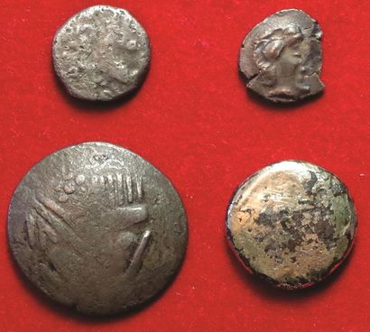 null Gaule. 4 monnaies : Vindelici drachme, Celtes du Danube tétradrachme, bronze...