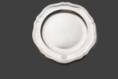 null Pair of round dishes with scrolled edges with silver 950 thousandths fillets,...