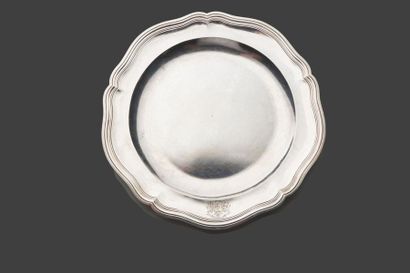 null Pair of round dishes with scrolled edges with silver 950 thousandths fillets,...