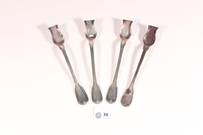 null Four 950 thousandths silver salt spoons with contoured fillets, spoons in the...