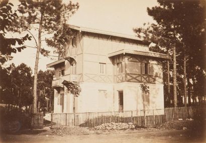null Alphonse TERPEREAU
Arcachon.
Set of six photographs of villas: 
Villa Newton...