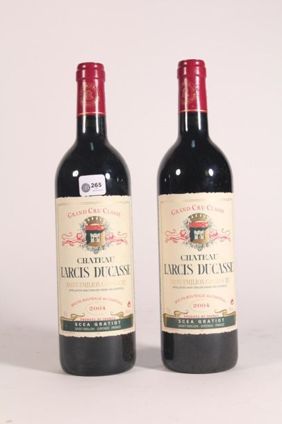 null 2 bouteilles Château Larcis Ducasse 2004
