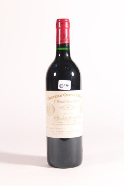 null 1992 - Château Cheval Blanc 1er Grand cru classé A red Saint-Emilion - 1 bl...
