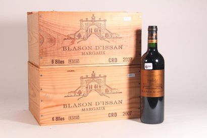 null 11 bouteilles de Blason D'Issan 2007 (1 caisse bois de 6 d'origine non ouverte...