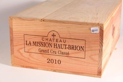 null 12 bouteilles Château Mission Haut Brion 2010 (1 caisse d'origine de 12 non...