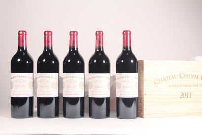 null 5 bouteilles Château Cheval Blanc 2011
