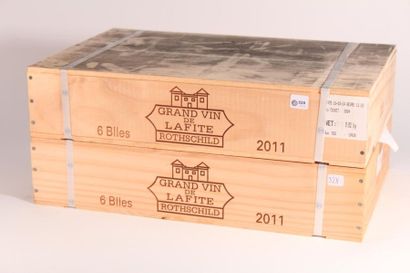 null 12 bouteilles Château Lafite Rothschild 2011 (2 caisses de 6 d'origine non ouvertes)...