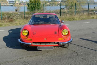  Une Berlinette 2 places de marque Ferrari type Dino 246 du 10/07/1974 de couleur...