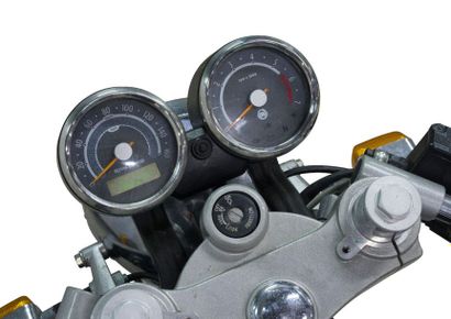 null Une Motocyclette solo 2 places de marque ROYAL-ENFIELD type Continental GT 535...