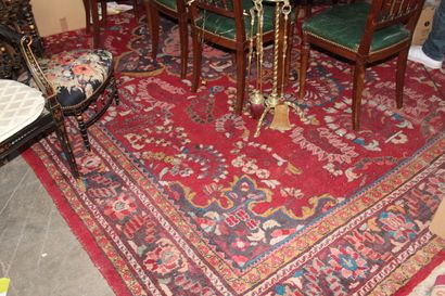 null Knotted wool carpet with geometrical decoration on red background

288 x 216...