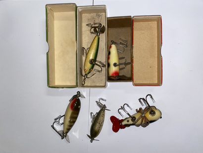 null LEURRES

Set of 5 wooden lures.