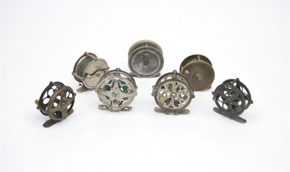 null VARIOUS REELS

4 Open wound reels : 2 nice Pflueger , one Featherlight, one...
