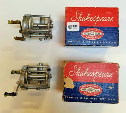 null FLY REEL

Shakespeare Wondereel reel 1920. Used condition, oxidation at the...