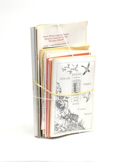 null CATALOGUES LIBRAIRES

Réunion de catalogues de libraires spécialisés (24 catalogues)...