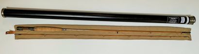 null FLY CROWN

Luke Bannister Leonard cane, split bamboo, 2 strands, 1 scion, 6'10"...
