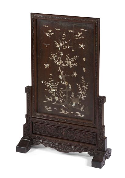 WOODEN SCREEN AND MOTHER-OF-PEARL INLAYS

China,...