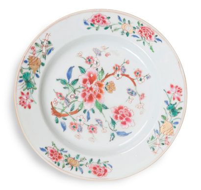 null SIX PINK FAMILY CHINA PLATES

China, 18th century.

Decorated with various floral...