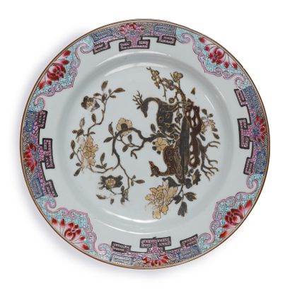 null PAIR OF PINK FAMILY CHINA PLATES.

China, 18th century.

Decorated with deer...