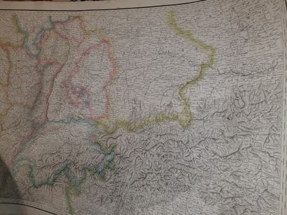 null CARTES XIXe

Réunion d'environ 17 cartes XIXe dont Dufour (carte de l'Europe...