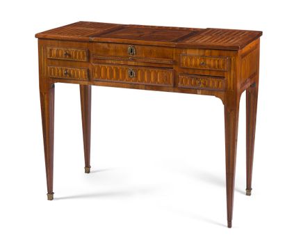 null Louis XVI coffered dressing table in geometrical marquetry, central flap with...