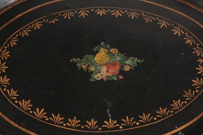 null Oval tray in painted sheet metal with painted decoration of flowers and stylised...