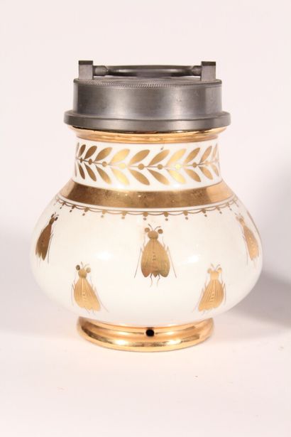 null White porcelain tobacco jar with gold thread and gold bee decoration, pewter...