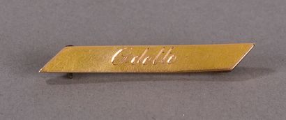 null Brooch barrette in yellow gold 750 thousandths engraved Odette 1,4 g.