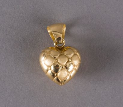 null Pendant heart in yellow gold 750 thousandths amati and polished 2,4 g, height...