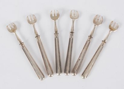Six oyster forks in Minerva silver 950 thousandths,...