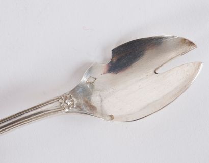 null Twelve oyster forks in Minerva silver 800 thousandths, decorated with nets and...