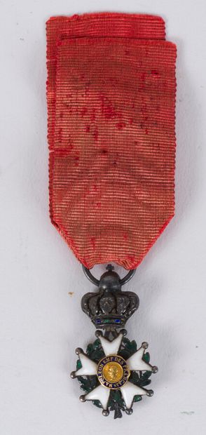 null Ordre de la légion d'honneur - miniature en argent émaillé - Avers : Napoléon...