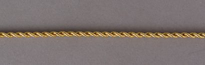 null Flexible bracelet in yellow gold 750 thousandths twisted mesh 3,8 g - Length...