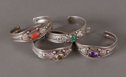 null Four open half-bracelet in silver and stones, gross weight 91.8 g - Marked:...