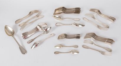 null Set of silver cutlery 950 thousandths, model with nets including: 

A spoon...