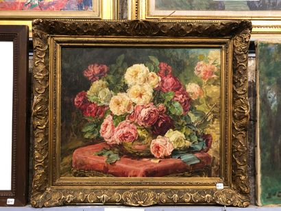 null Georges JEANNIN (1841-1925)

Roses in a vase, 1913.

Oil on canvas, signed and...