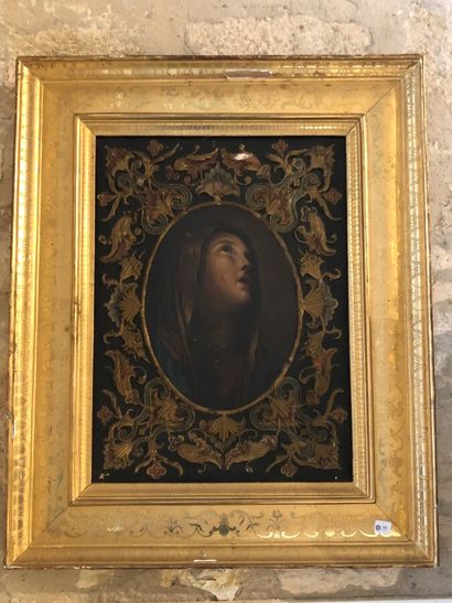 null 18th century italian school

Virgin in ecstasy.

Oval canvas.

57 x 42 cm.

(Accidents...