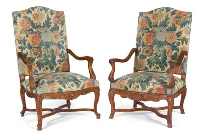 null TWO ARMCHAIRS WITH STRAIGHT BACK

uprights and legs in carved walnut decorated...