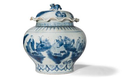 null BLUE AND WHITE PORCELAIN COVERED POT

China.

Decorated in the Ming style, with...