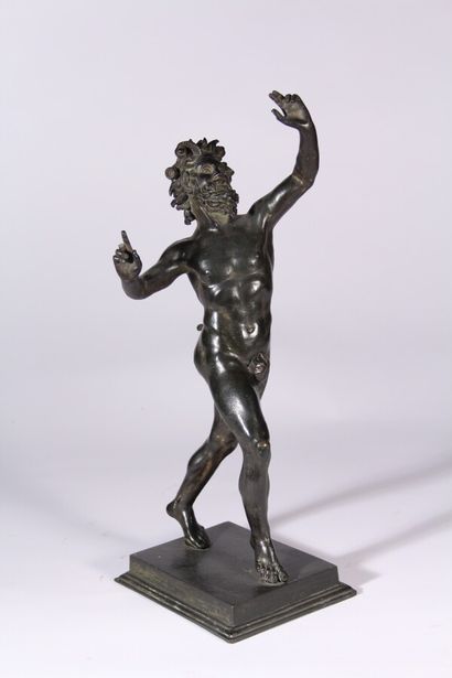 null Bronze after the antique print of the 19th century

"Faun of Pompeii".

H. 40...